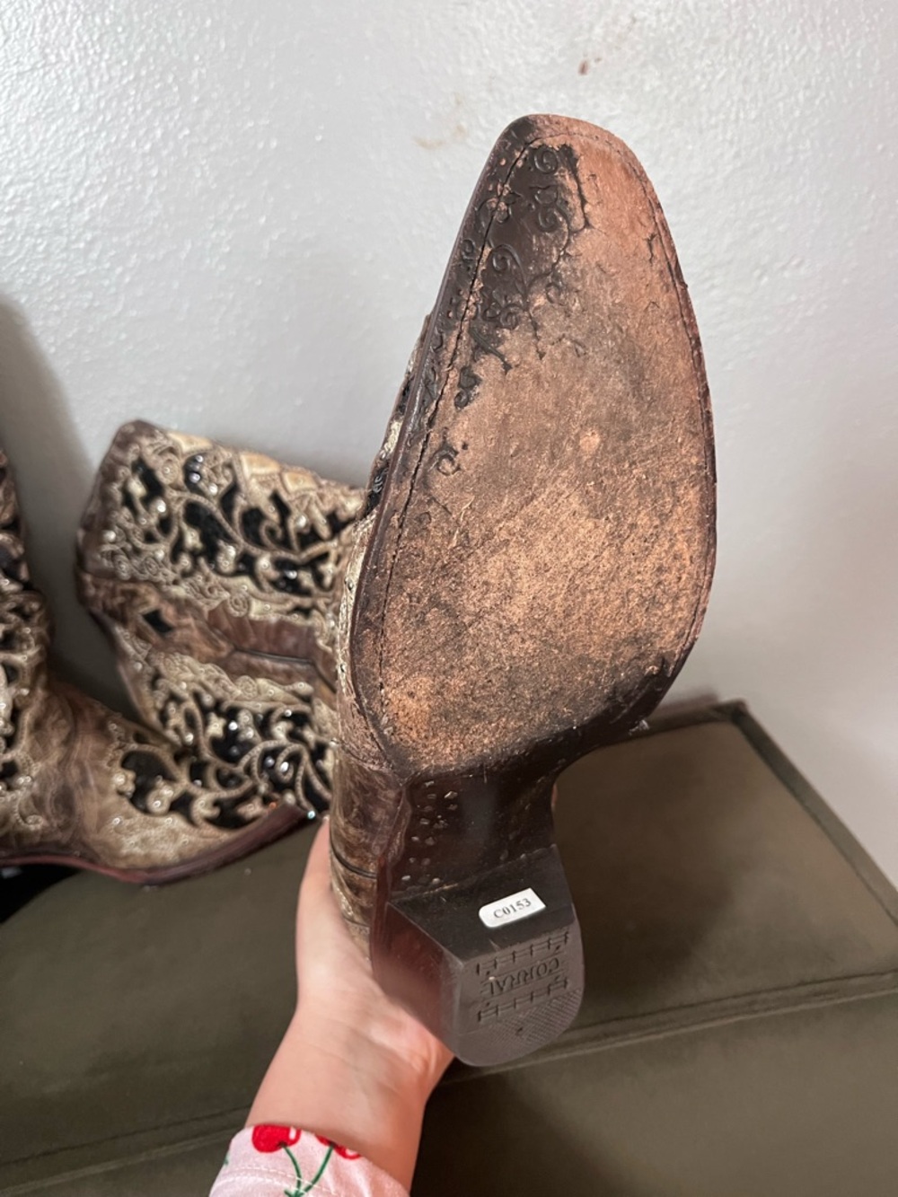 Corral Brown Distressed Embroidered Western Boots with Black Appliqué - Picture 6 of 10
